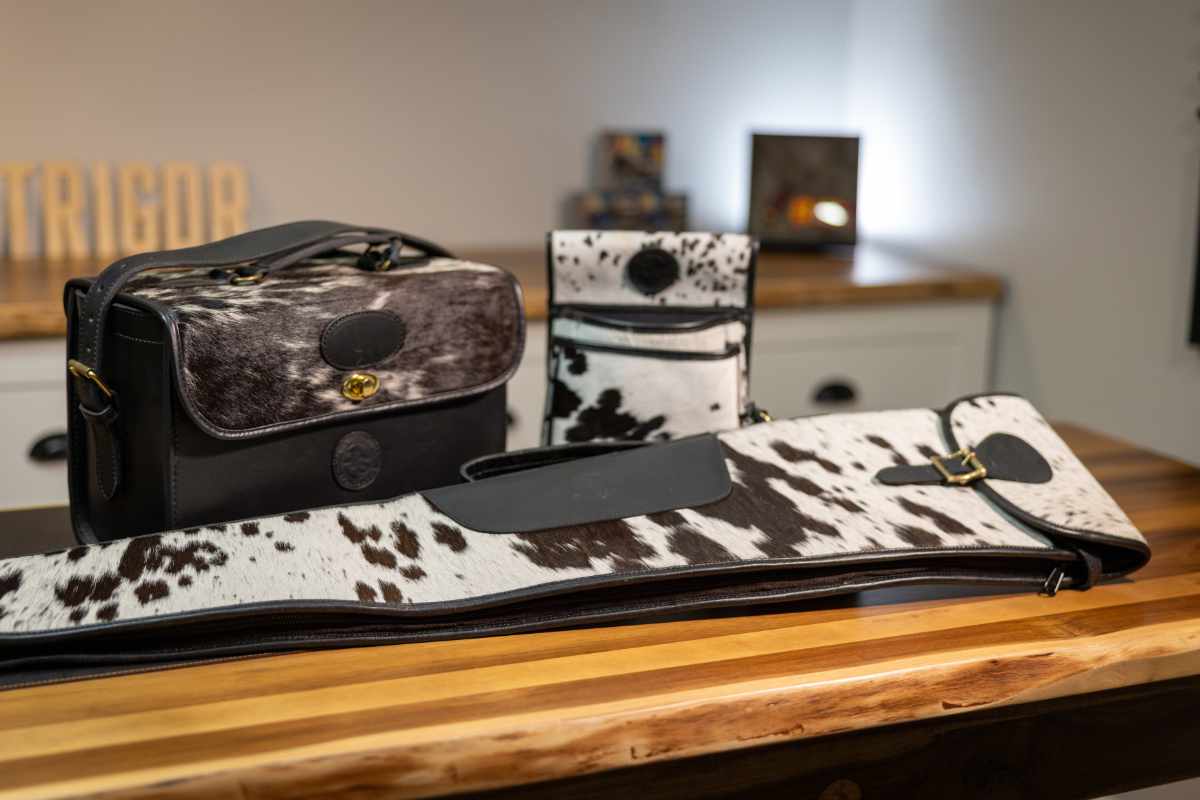 Cowhide Gun Case — Black